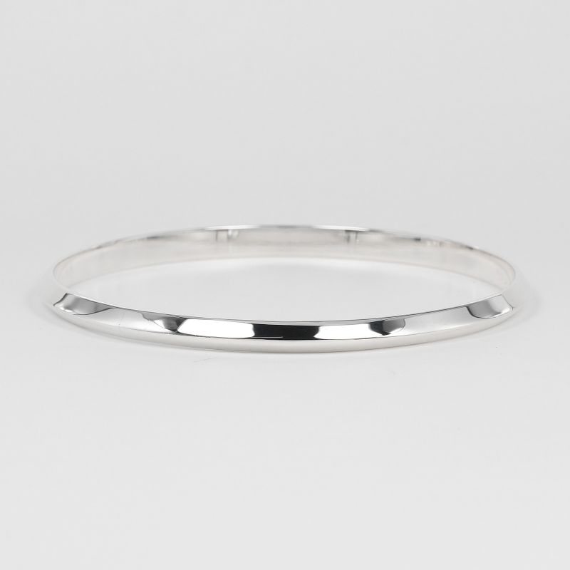 Tiffany & Co Knife Edge Inner Circumference Approx 24cm (9.45in)