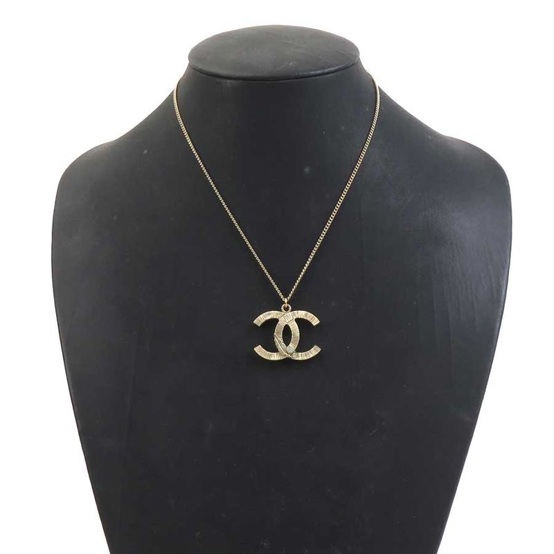 CHANEL Necklace here mark