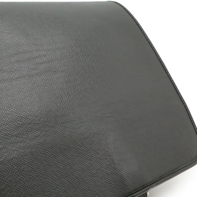 Louis Vuitton Taiga Andrey Shoulder Bag Messenger Bag Crossbody Leather Ardoise