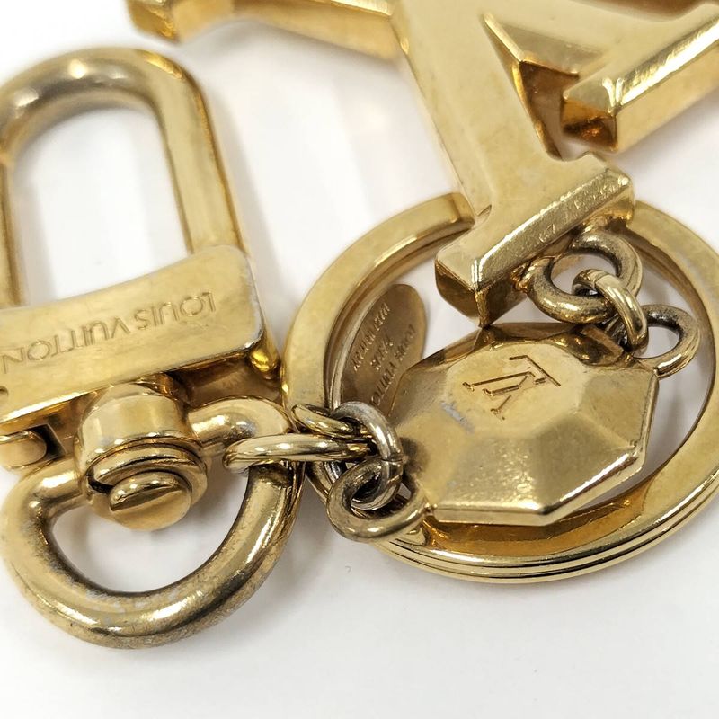 Louis Vuitton Facet Key Holder Plated