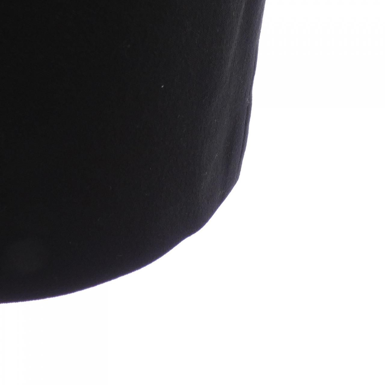 Vintage Chanel 22212d19 Skirt