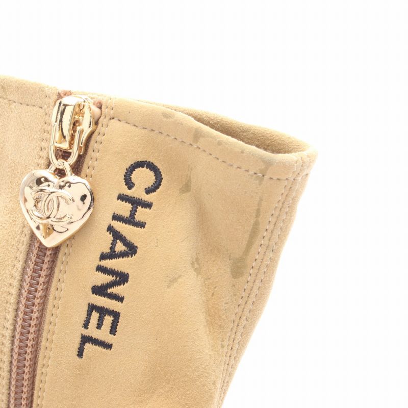 Chanel Boots Beige Suede Patent Leather Short
