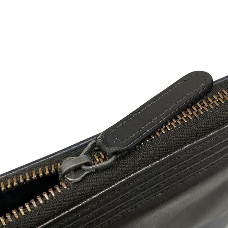 Chanel Clutch Bag Boy Chanel Dark Navy X Black Hardware Lambskin