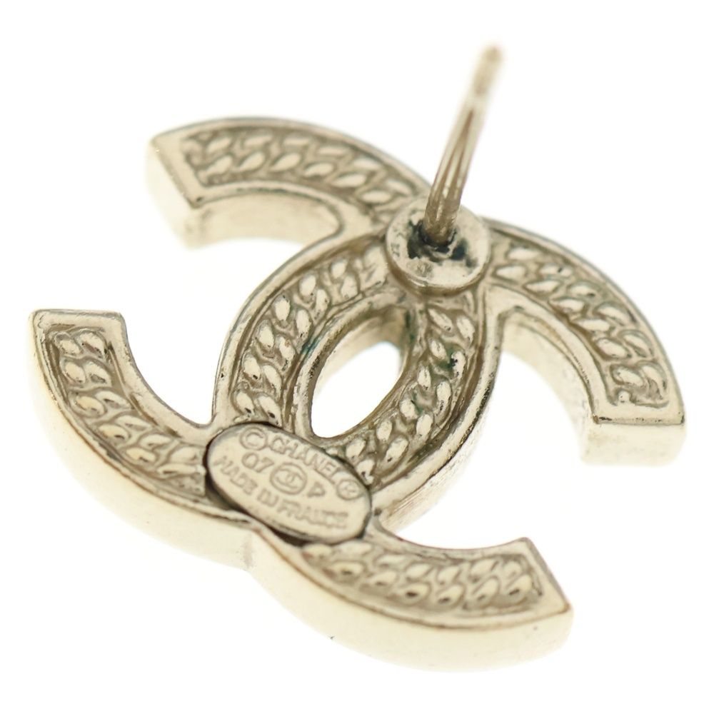 Chanel 07p Chain Coco Mark Logo Earrings Gold