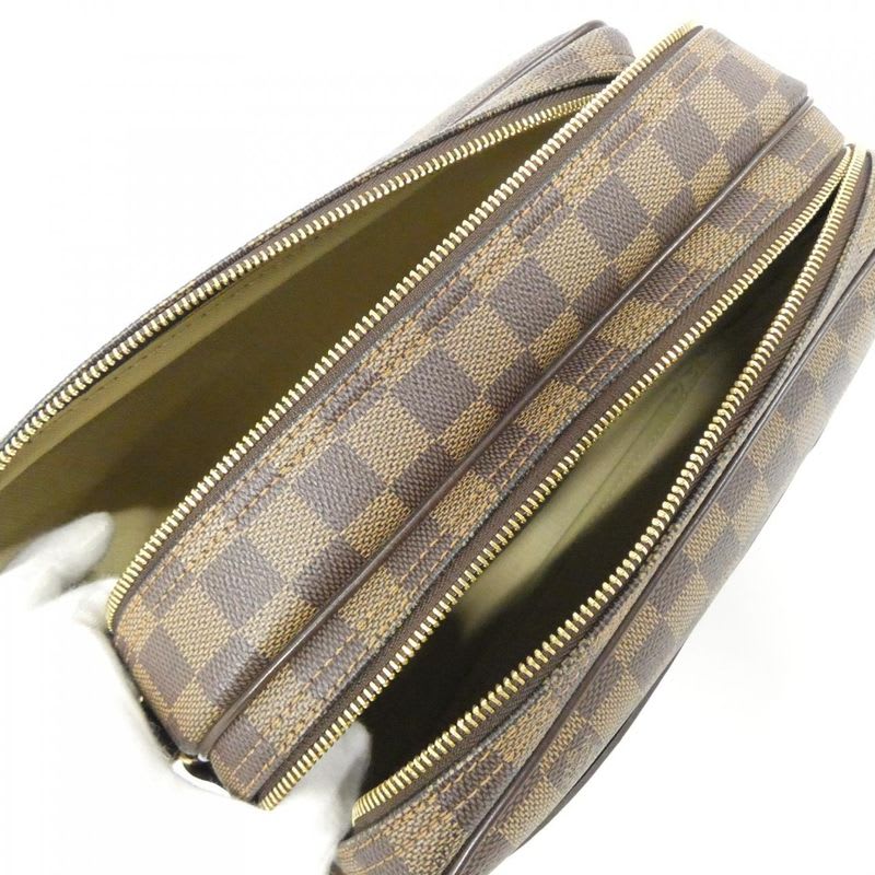 Louis Vuitton Damier Reporter 28 cm Shoulder Bag