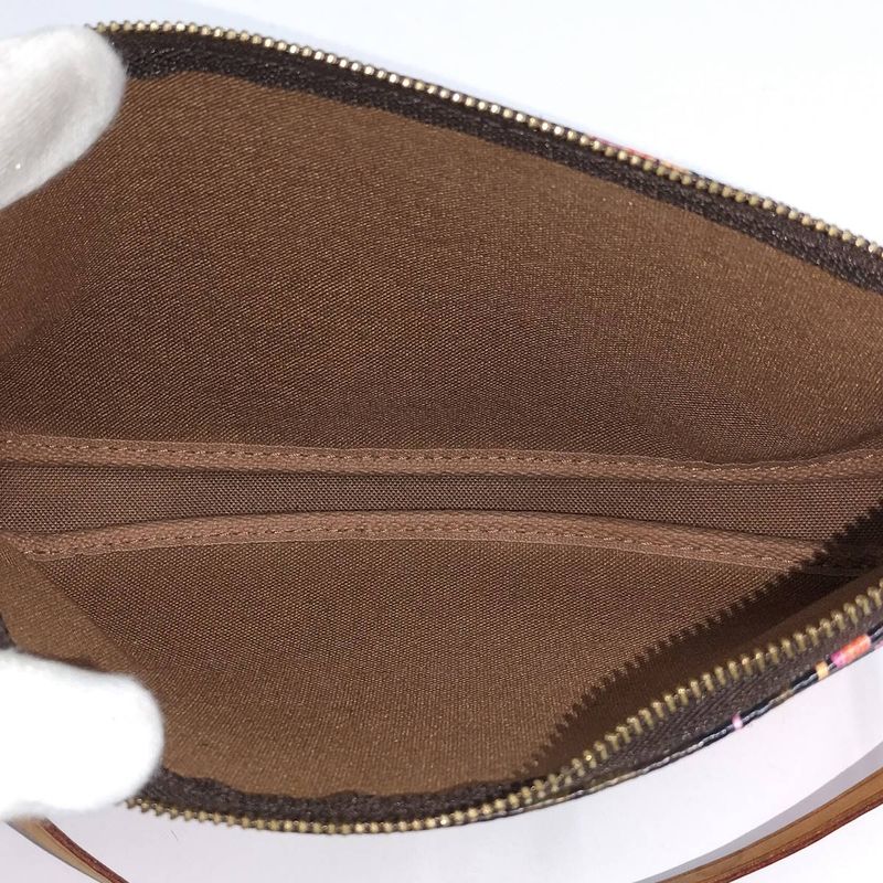 Louis Vuitton Pochette Accessories Pouch Monogram Rose