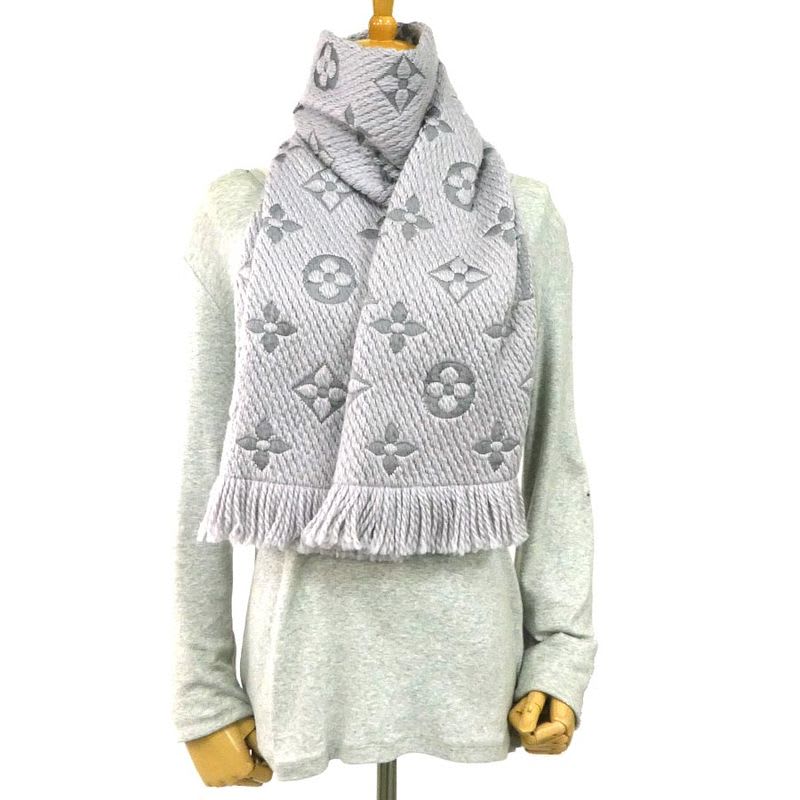 Louis Vuitton Muffler Echarpe Logomania Scarf