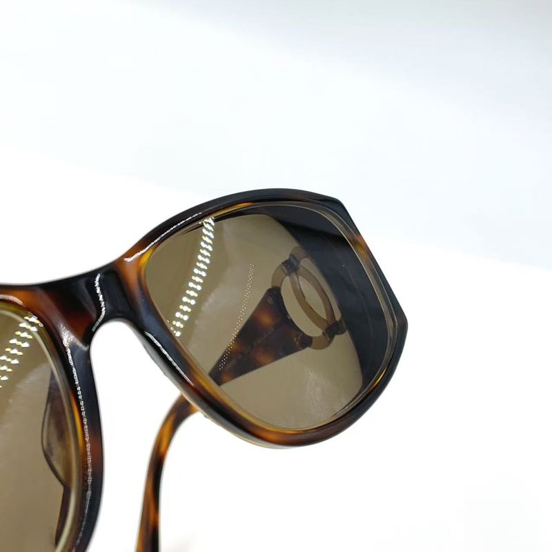 Chanel Cocomark Tortoiseshell Plastic Brown Sunglasses Gold