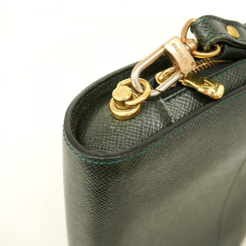 Louis Vuitton Clutch Bag Taiga Baikal M30184 Epi Sea Men's