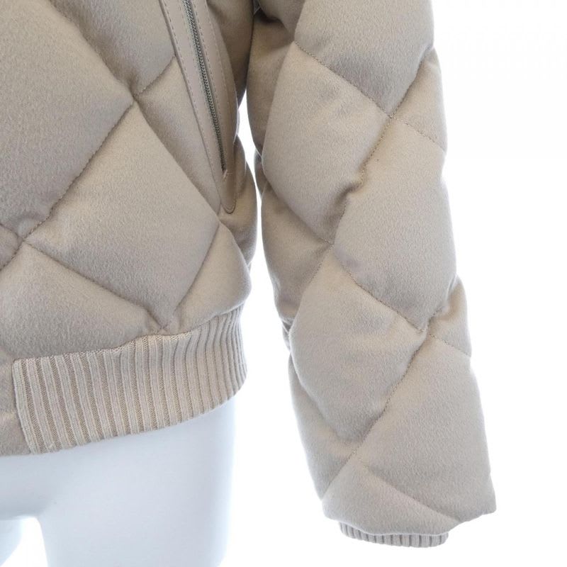 Hermes Short Puffer Size 34 Beige Coat