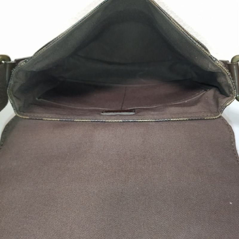 Louis Vuitton District PM Damier Shoulder Bag