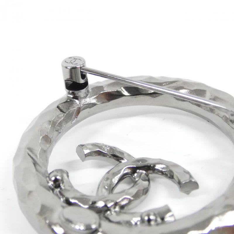 Chanel Ab7324 Brooch