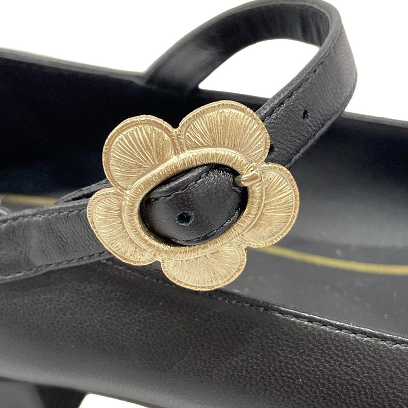 Chanel Shoes 35 1 2C Women's - G39582 Black X Gold Flower Leather
