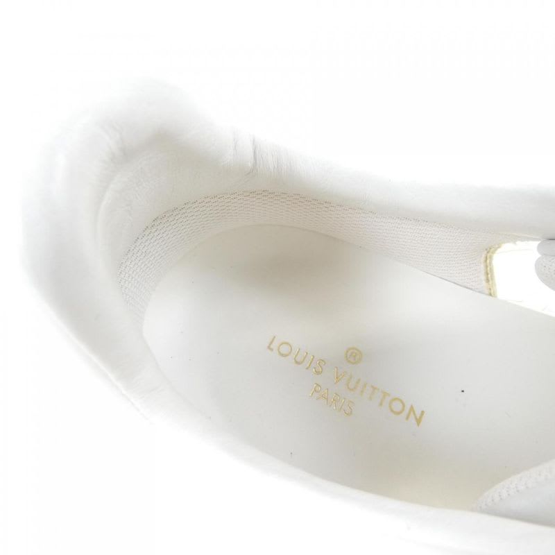 Louis Vuitton Size 5 White Sneakers