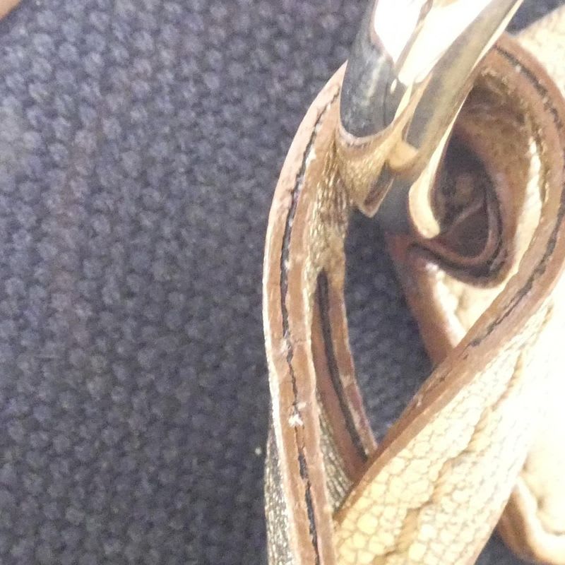 Yves Saint Laurent Muse F0 ang Bag