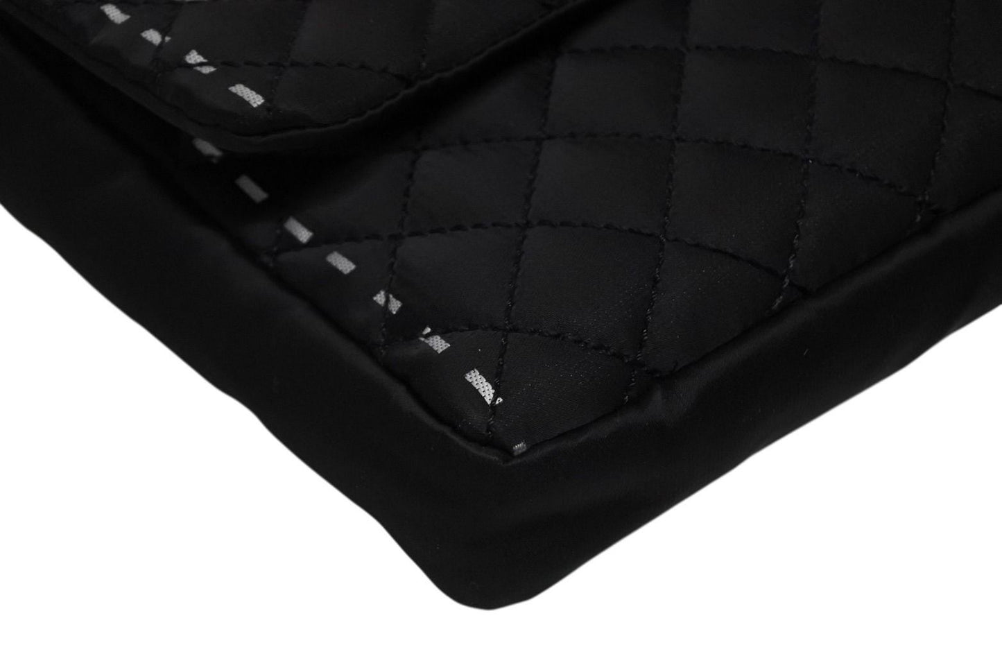 Chanel Quilted Jumbo CC Logo Chain Shoulder Bag Single Flap Black White Silver — view 8