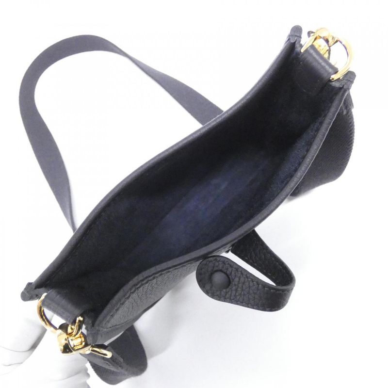 Hermes Evelyn Amazon 16cm (6.30in) 069426cc Shoulder Bag