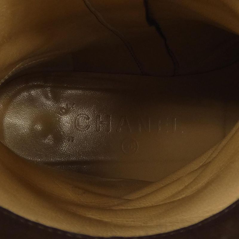 Vintage Chanel A22613y01648 Boots