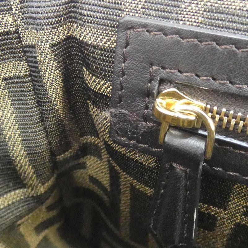 Fendi Baguette 8br600 A6V5 Shoulder Bag