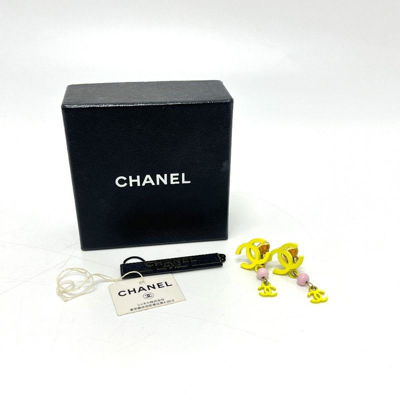 Chanel Earrings Here Mark 2 Rows Metal Yellow