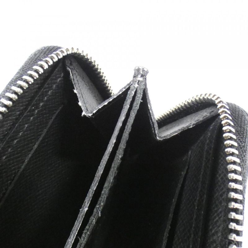 Louis Vuitton Taiga Zippy Coin Purse M30511 Coin Case