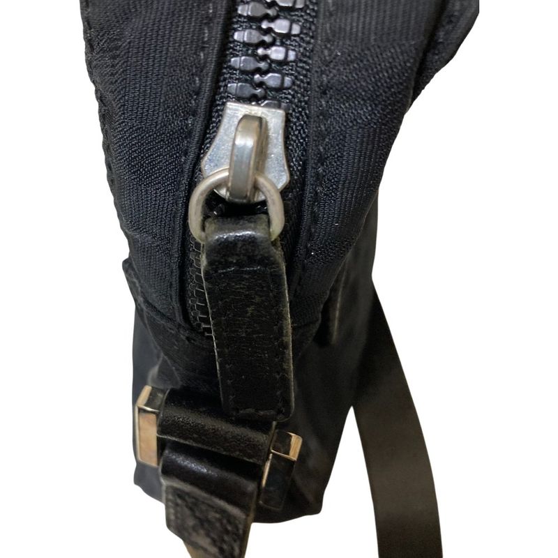 Good Quality Fendi Zucca Pattern Shoulder Bag Pouch Black Ladies Used