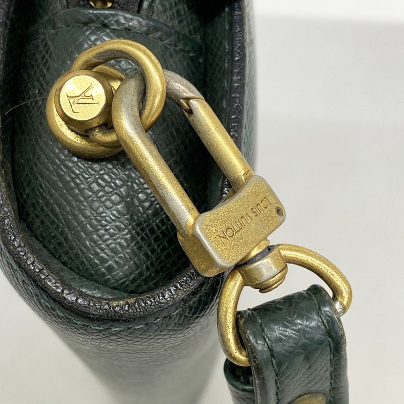 Louis Vuitton Clutch Bag Taiga Baikal M30184 Epi Sea Men's