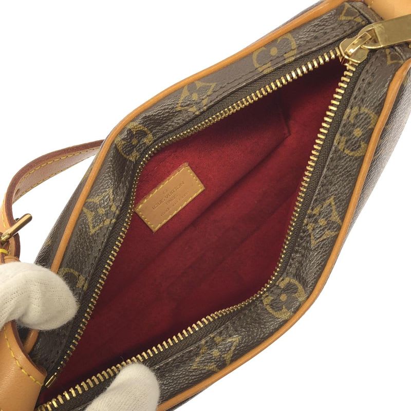 Louis Vuitton Monogram Pochette Croissant Shoulder Bag