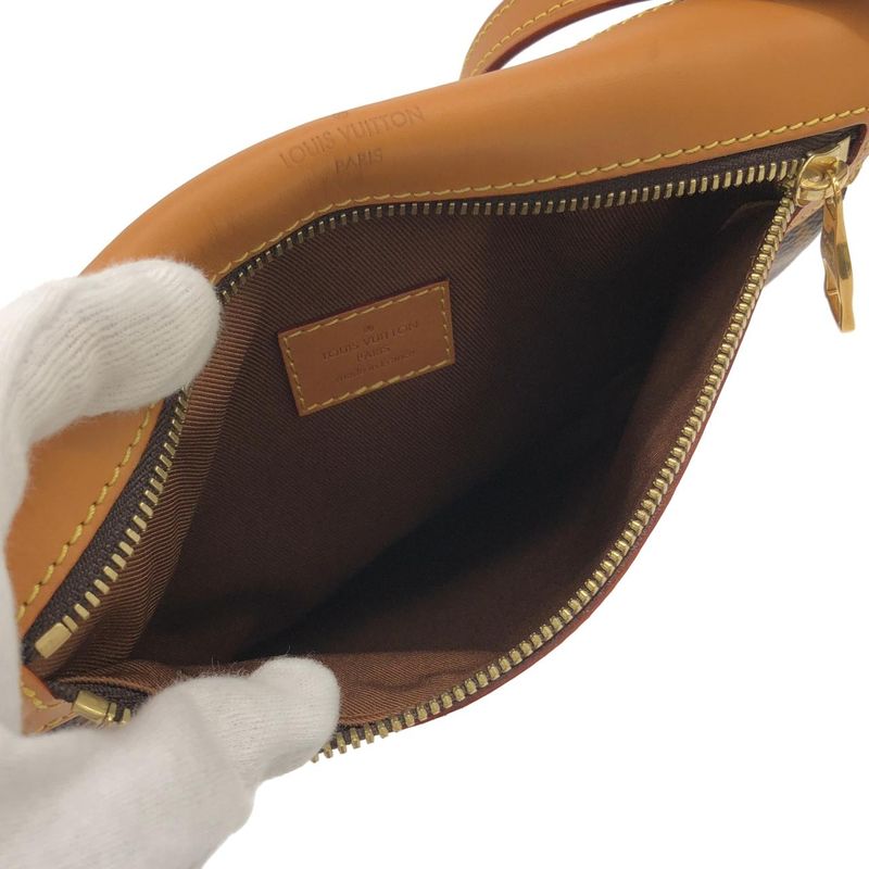 Louis Vuitton Monogram Saumur Messenger PM M44879 Shoulder Bag