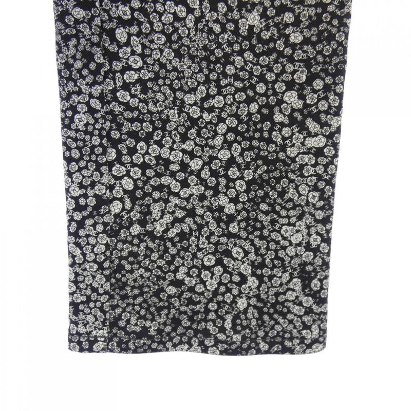Chanel 21 B Pants