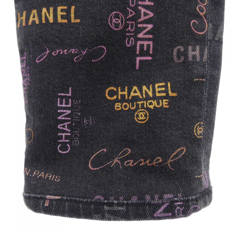 Chanel Size 36 Jeans