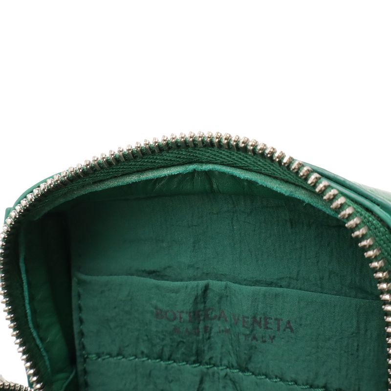 Bottega Veneta Maxi Intrecciato Cassette Shoulder Bag Compact Pouch