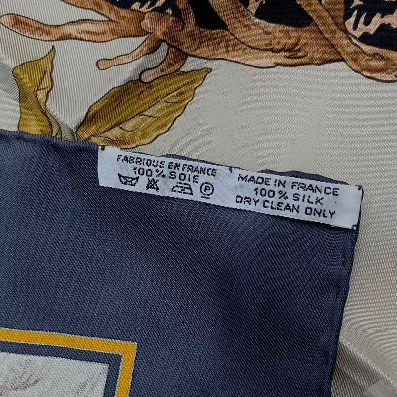 Hermes Scarf Silk Carre 90 Chasse Au BOIS Forest Hunting Gray