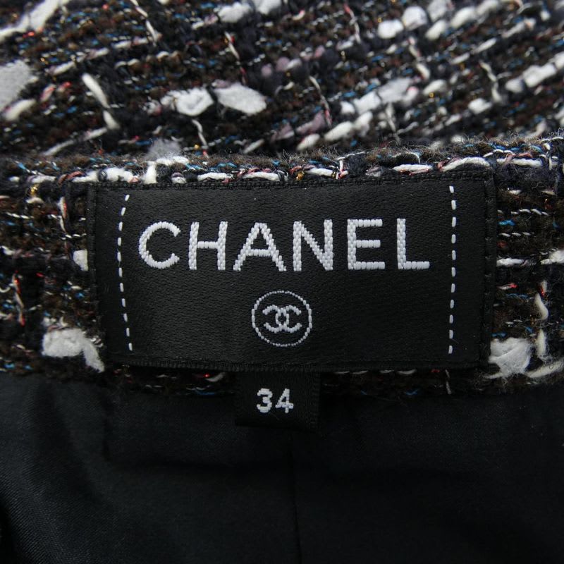 Chanel Look37 Shorts