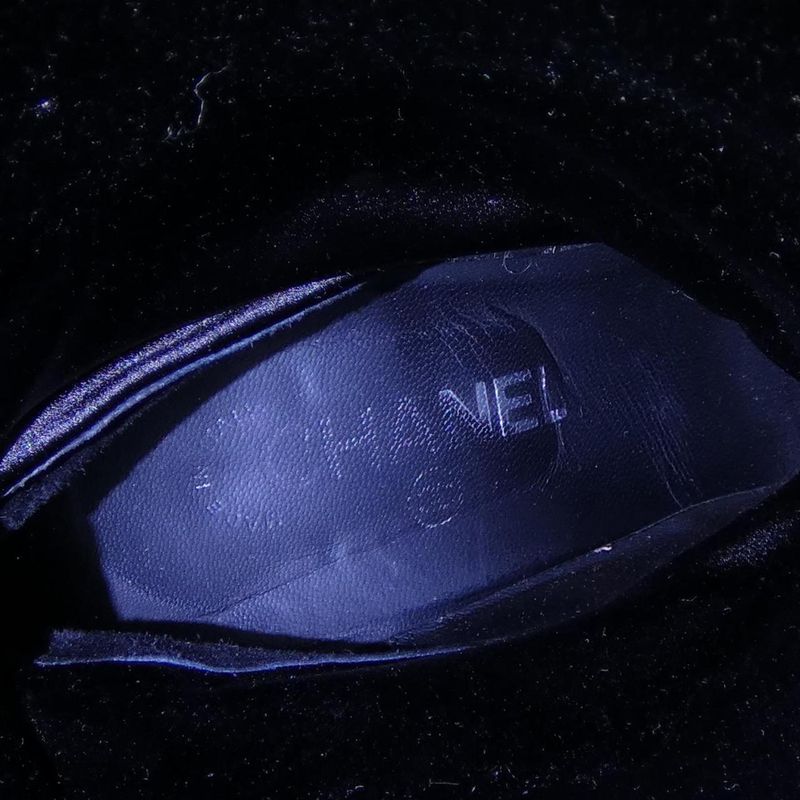 CHANEL Boots