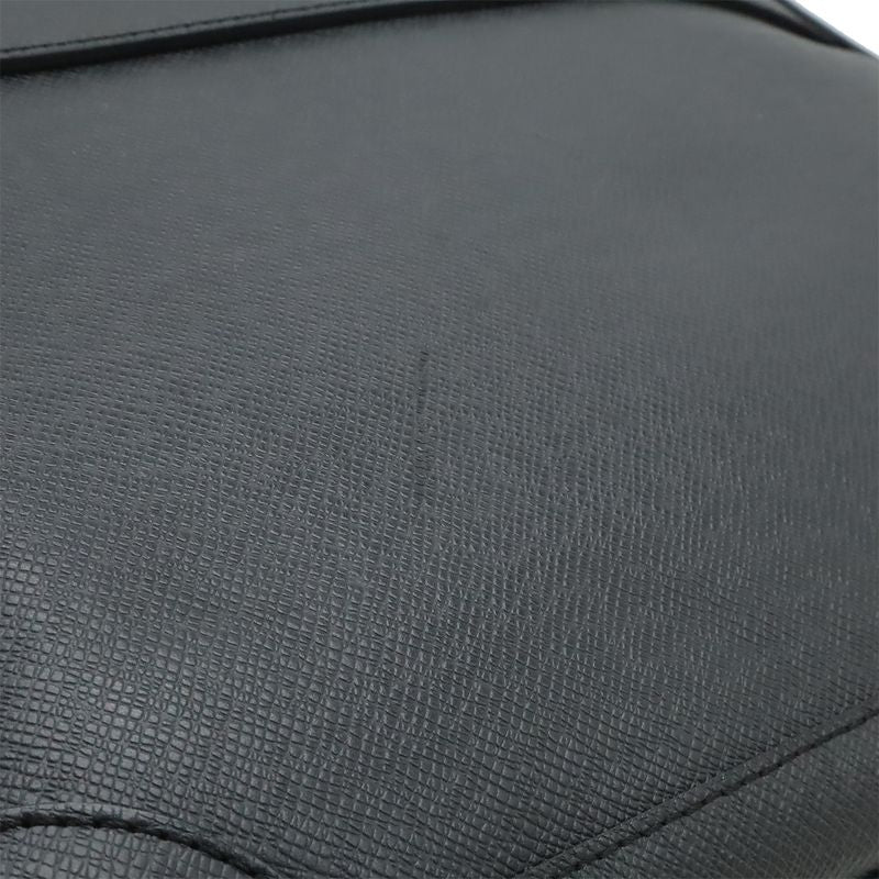 Louis Vuitton Taiga Igor Business Bree Case Document Purse Calf Leather