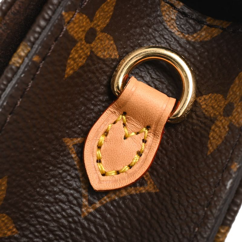 Louis Vuitton Shoulder Bag Wallet on Chain Lily