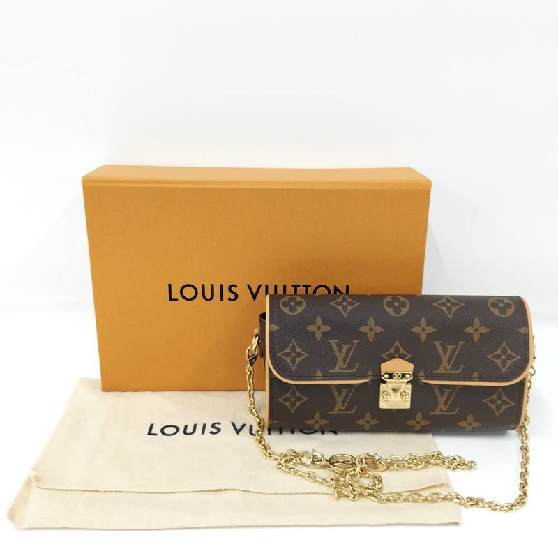 Louis Vuitton Pochette Camille Shoulder Bag Monogram