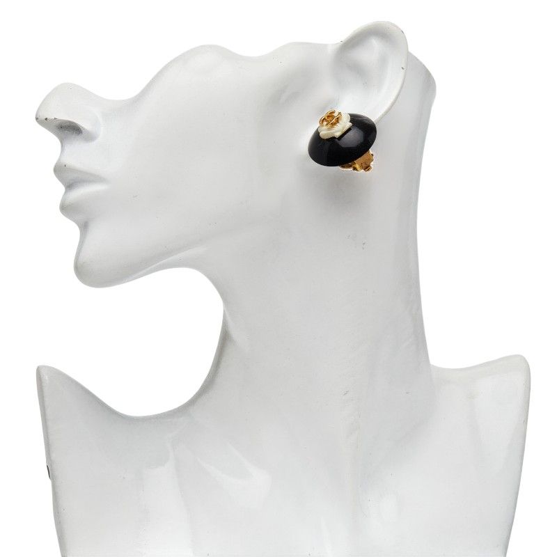 Chanel CC Logo Shell Vintage Black Gold Earrings