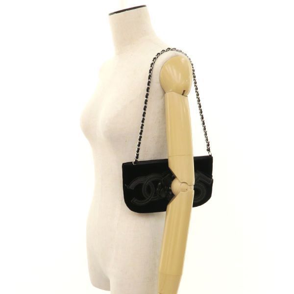 Chanel Camellia Chain