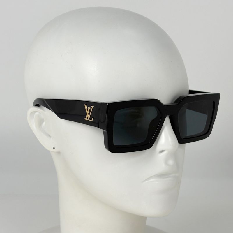 Louis Vuitton LV Crush Square LV Initial Eyewear Sunglasses Plastic Black