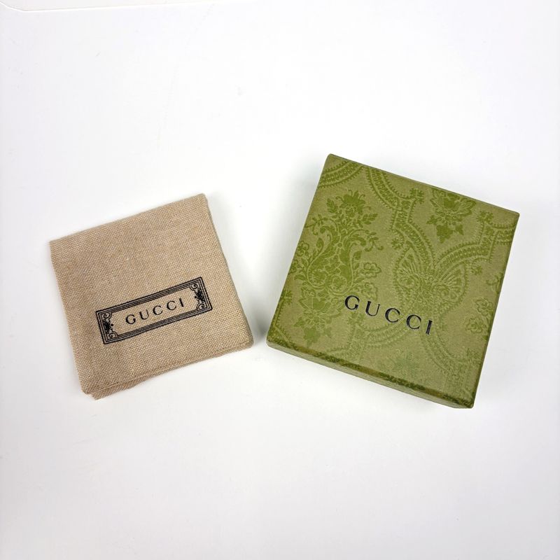 Gucci GG Logo Bracelet Interlocking Silver