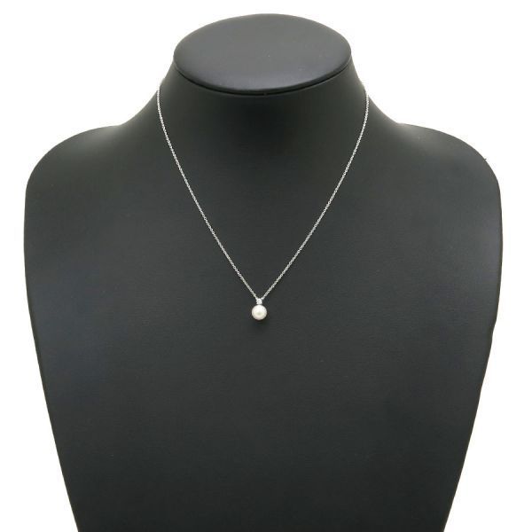 Tiffany & Co. Signature Pearl Diamond Necklace Akoya