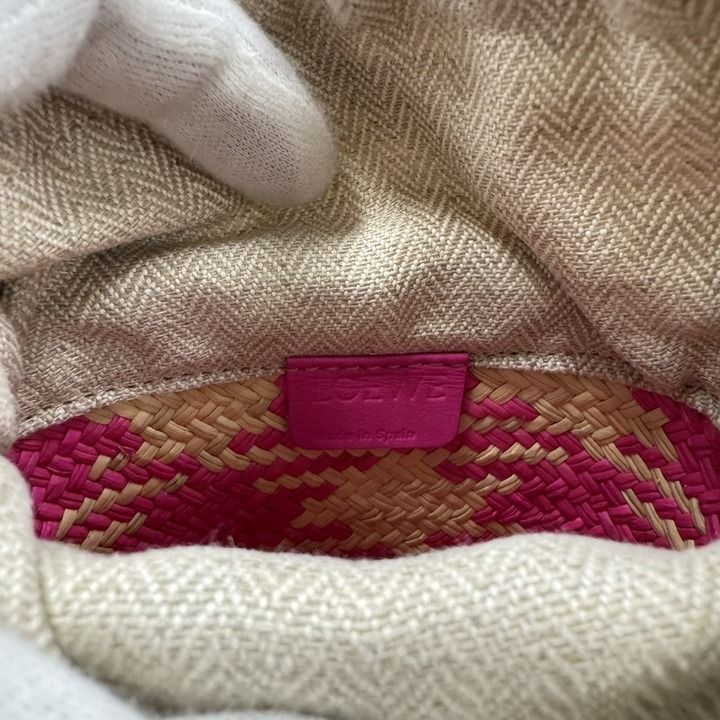 Loewe Square Pocket Shoulder Bag Anagram Irakaya Calf Natural Pink : Natural