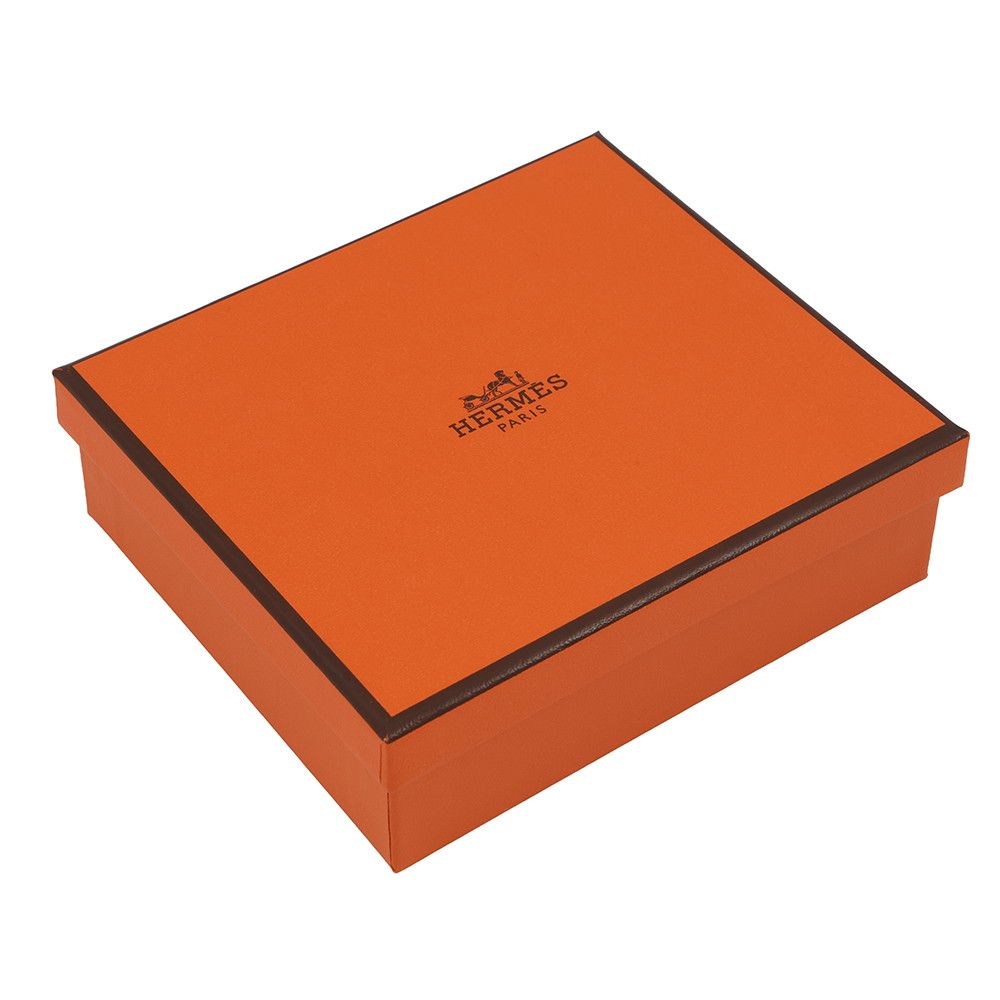 Hermes Card Case Medallion Etoupe Silver Chevre Sham Kira — view 7