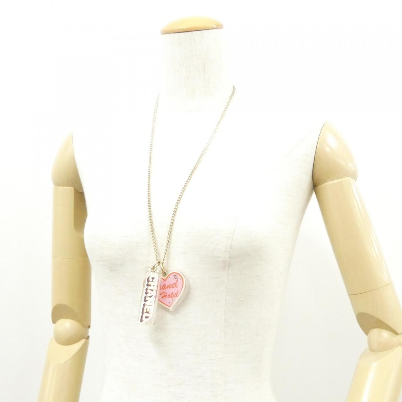 Chanel Necklace Pink — view 5