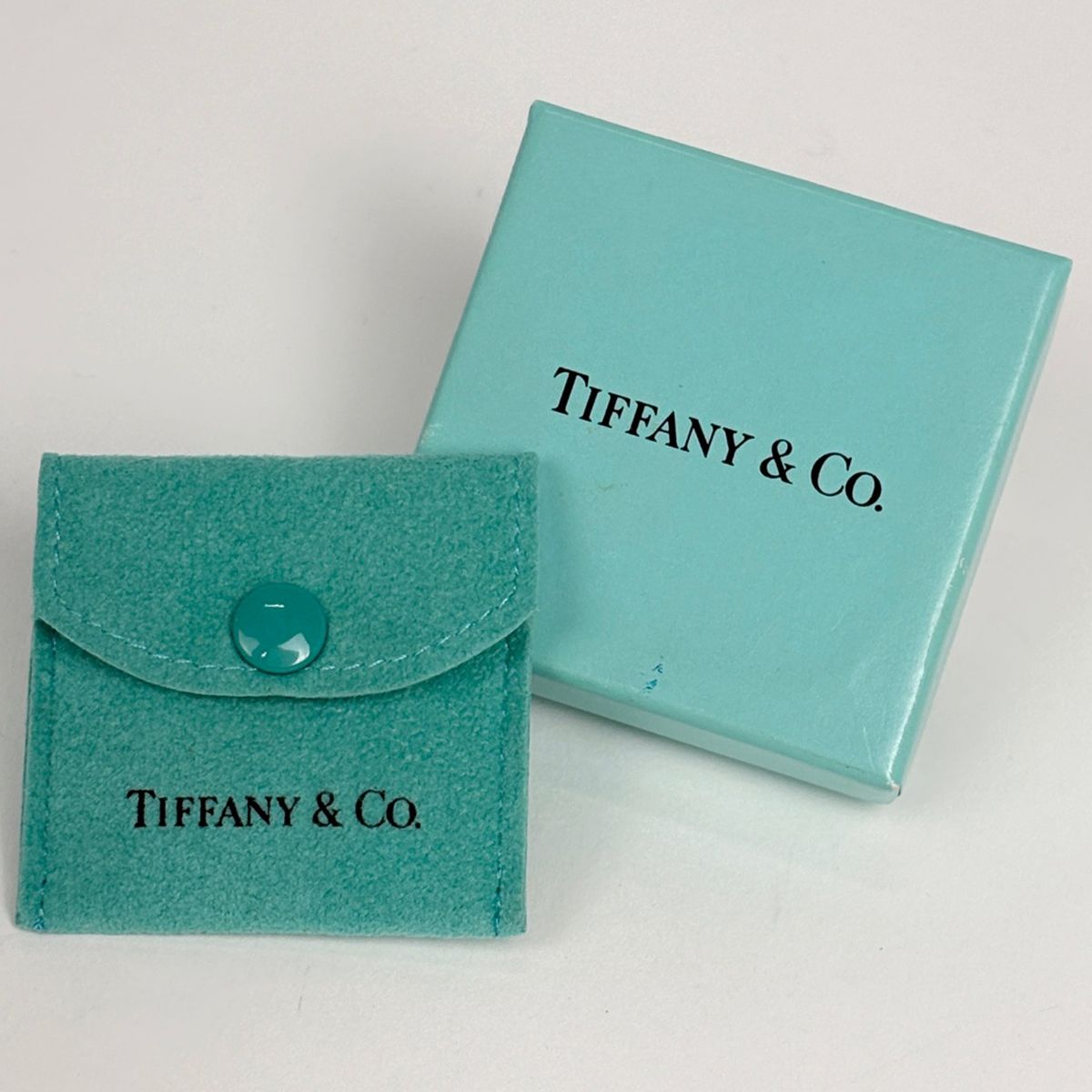 Tiffany & Co Hook Eye Ring 18K 750 Silver — view 6