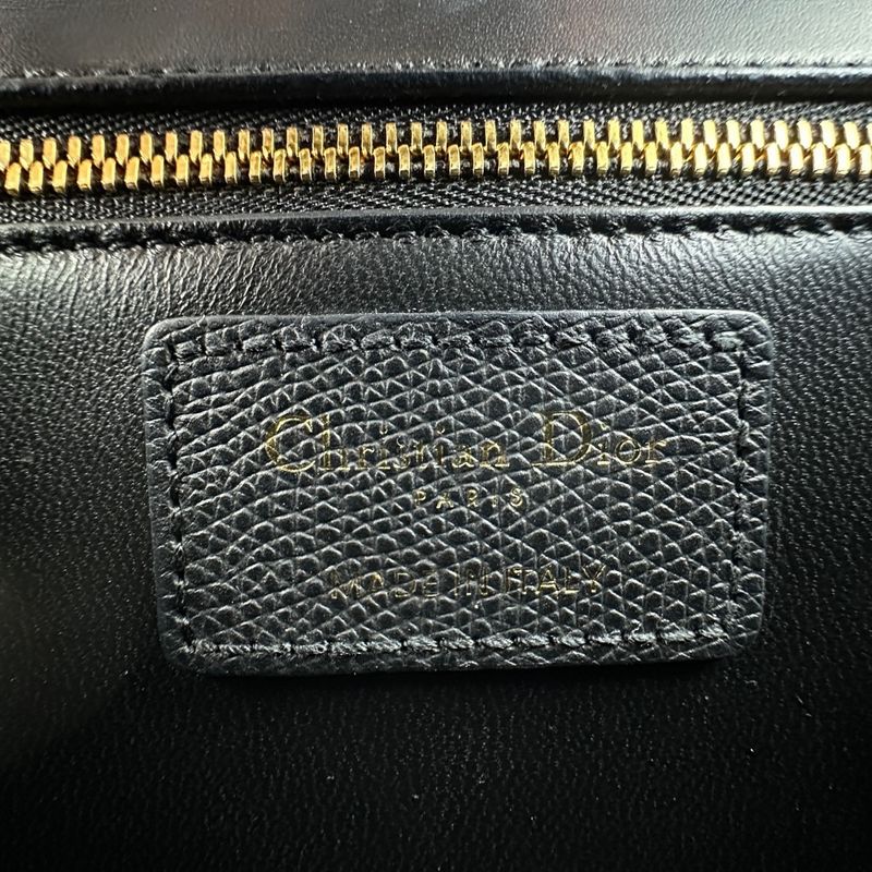 Dior 30 Montaigne Leather Bag Black
