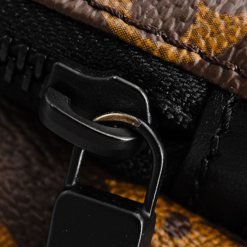 Louis Vuitton Belt Bag Avenue