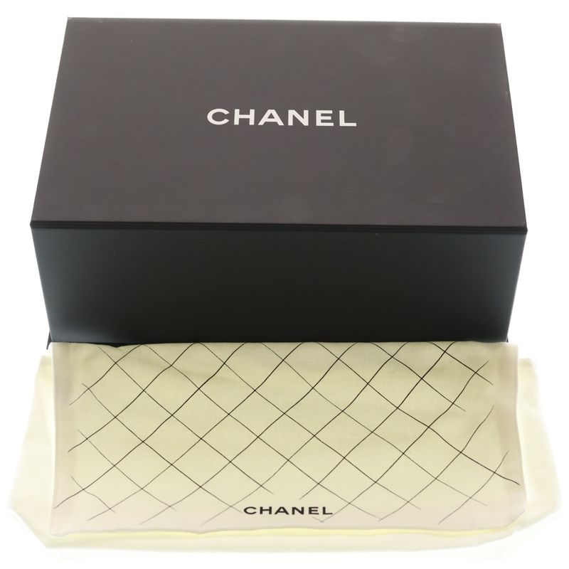 Chanel 19 Dizeneuf Quilted Shoulder Bag Black